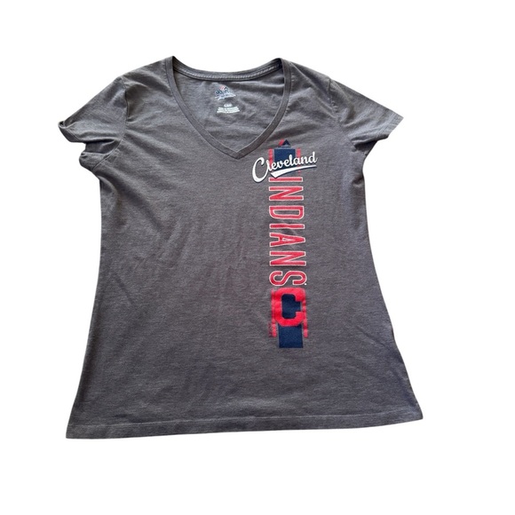 Cleveland Indians V Neck Short Sleeve T Shirt Women Size Large Majestic Brand - Picture 1 of 4